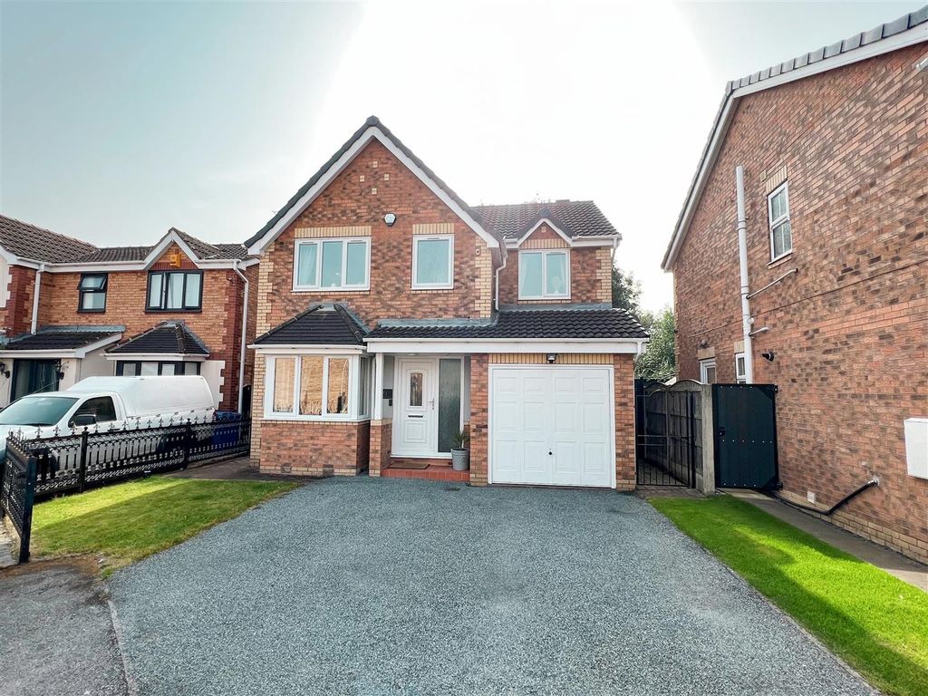 4 bed detached house for sale in Grange View, Balby, Doncaster DN4, £269,750