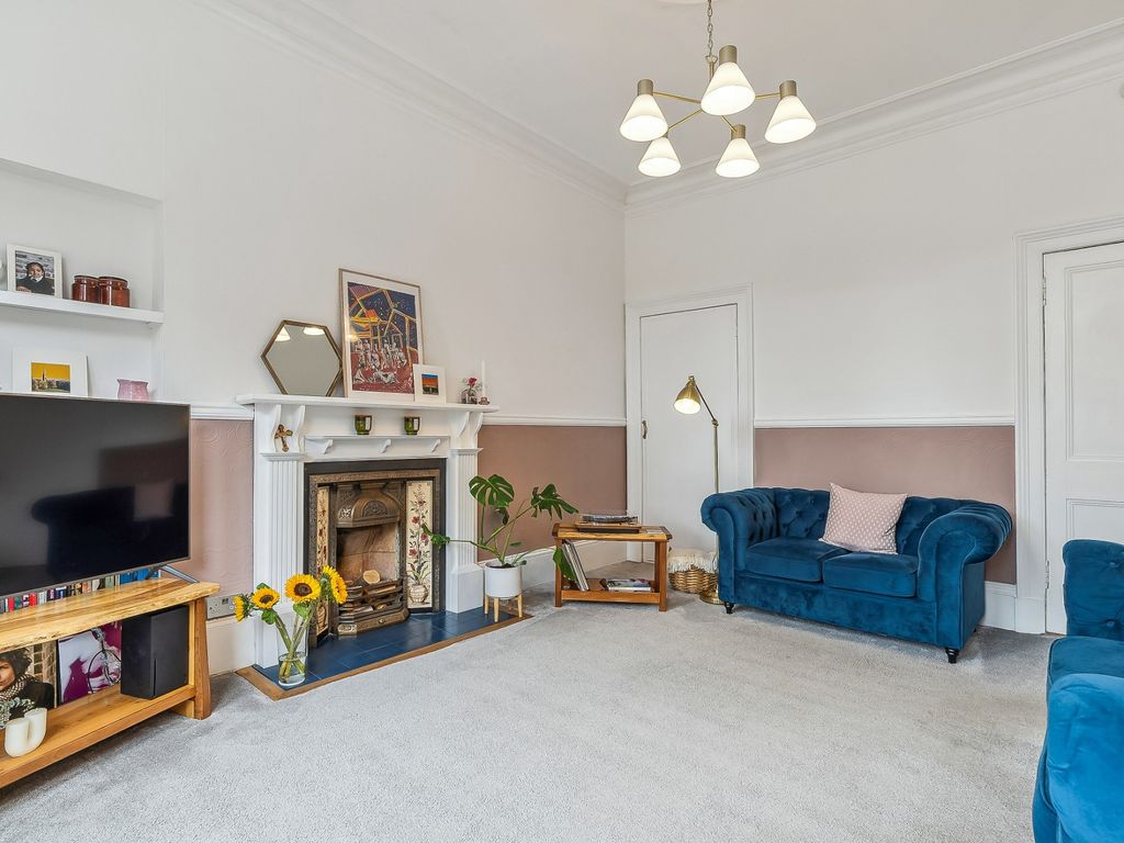 1 bed flat for sale in Tassie Street, Shawlands, Glasgow G41, £169,000