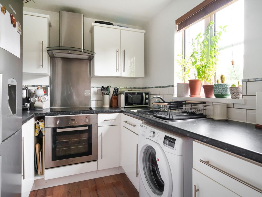 2 bed flat for sale in The Stepping Stones, St. Annes Park, Bristol, Somerset BS4, £199,950