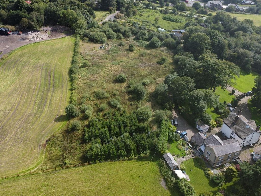 Land for sale in Wigan Road, Aspull, Wigan WN2, £30,000