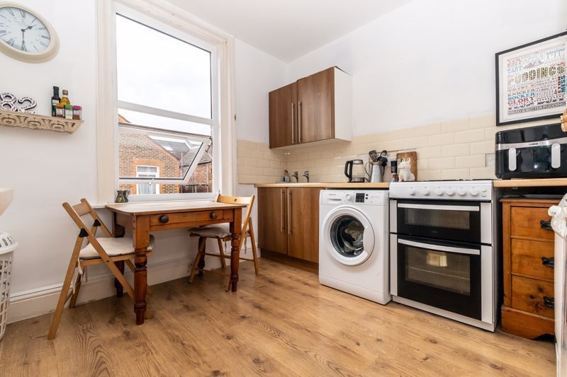 1 bed flat for sale in Devonshire Avenue, Southsea PO4, £165,000
