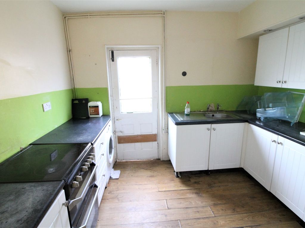 2 bed terraced house for sale in Parker Place, Cardiff CF5, £130,000