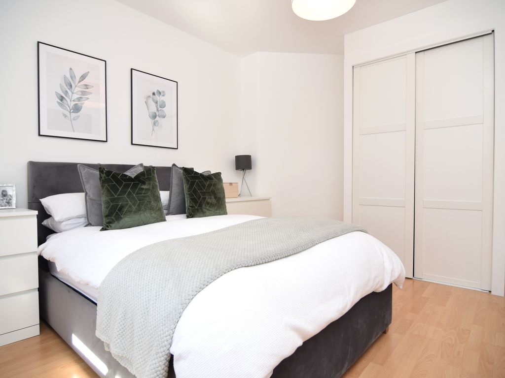 1 bed flat for sale in Stenhouse Drive, Stenhouse, Edinburgh EH11, £140,000