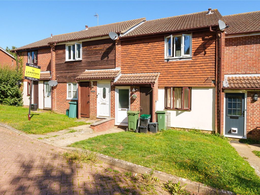 1 bed maisonette for sale in Barcombe Close, Orpington BR5, £200,000