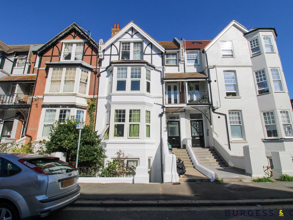 2 bed flat for sale in Park Road, Bexhill-On-Sea TN39, £189,950