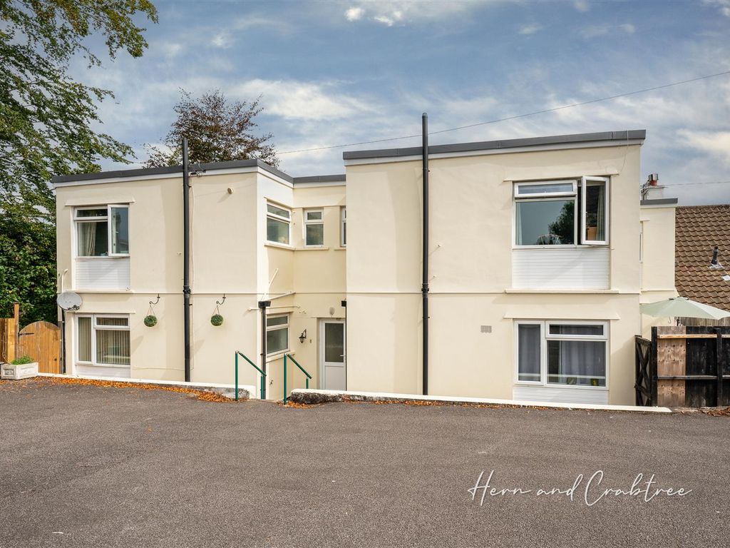 2 bed flat for sale in Garvey Court, Cardiff Road, Llandaff, Cardiff CF5, £225,000