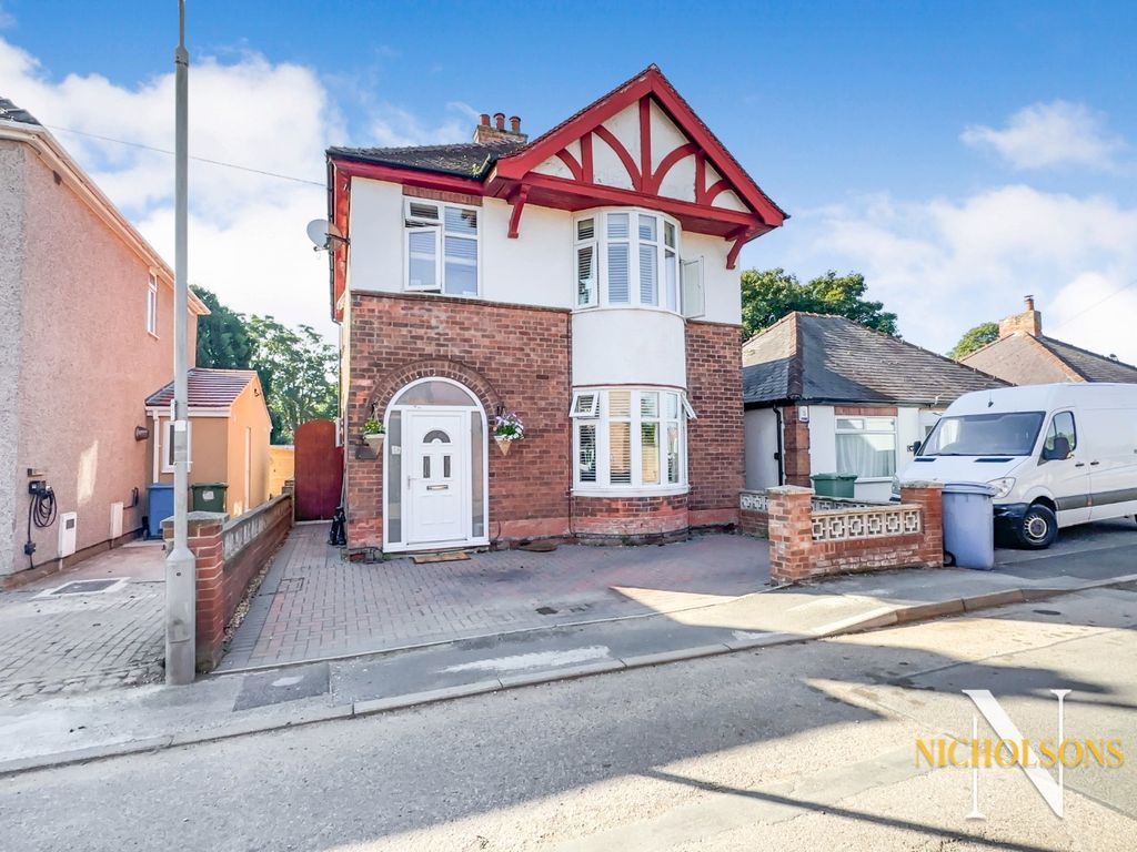 3 bed detached house for sale in Myrtle Street, Retford, Nottinghamshire DN22, £230,000
