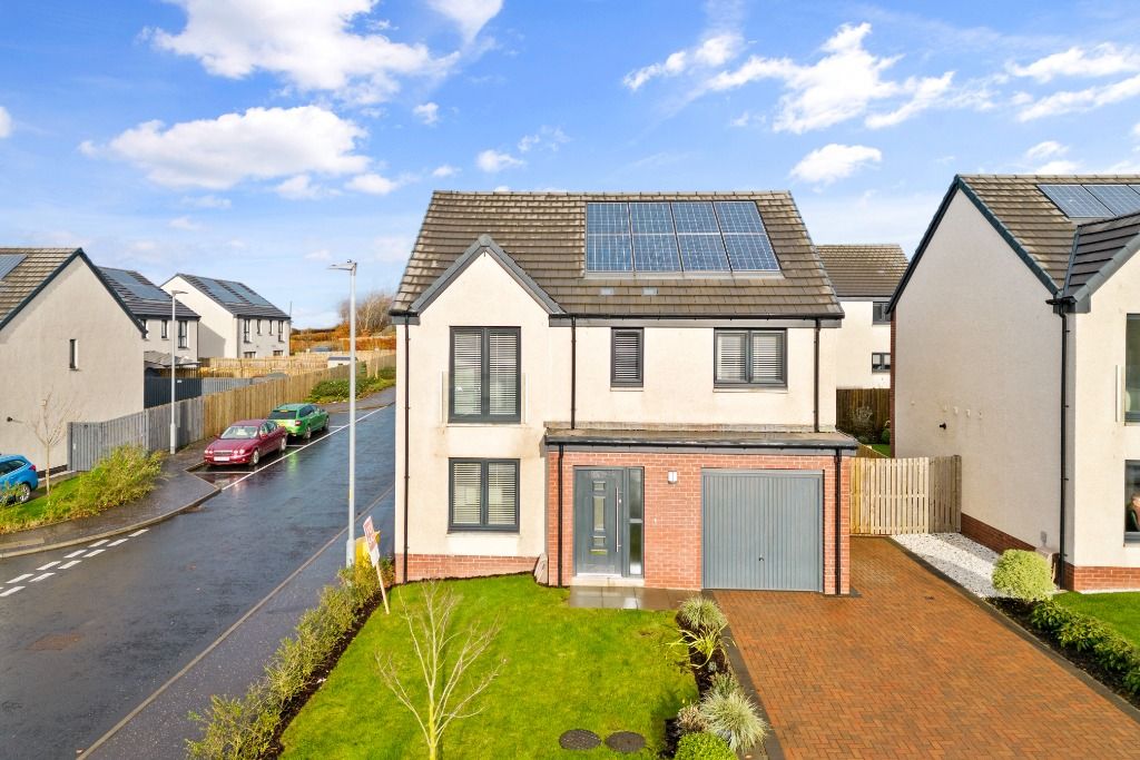 4 bed detached house for sale in Tower Way, Mauchline, East Ayrshire KA5, £285,000