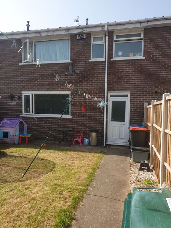 2 bed terraced house for sale in Adelaide Road, Blacon, Chester CH1, £145,000
