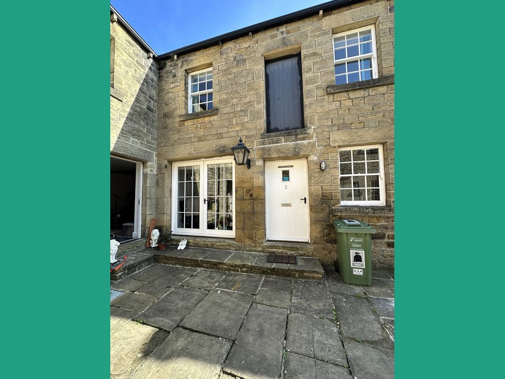 2 bed cottage for sale in Back High Street, Harrogate HG3, £190,000