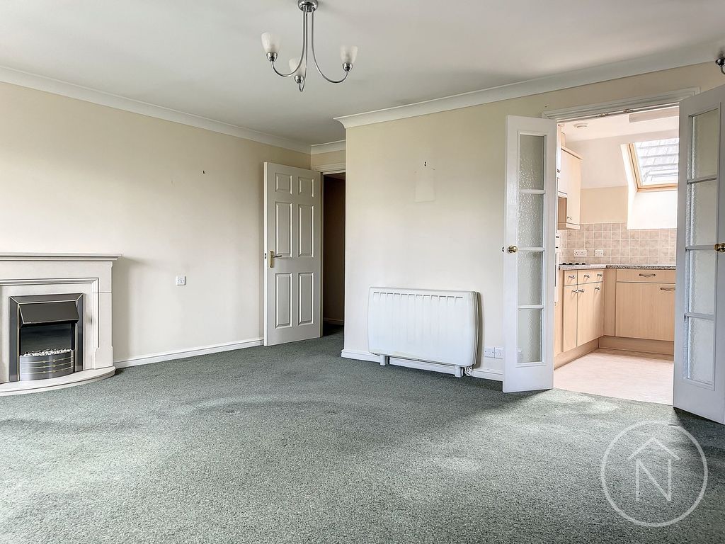 2 bed flat for sale in The Avenue, Eaglescliffe TS16, £160,000