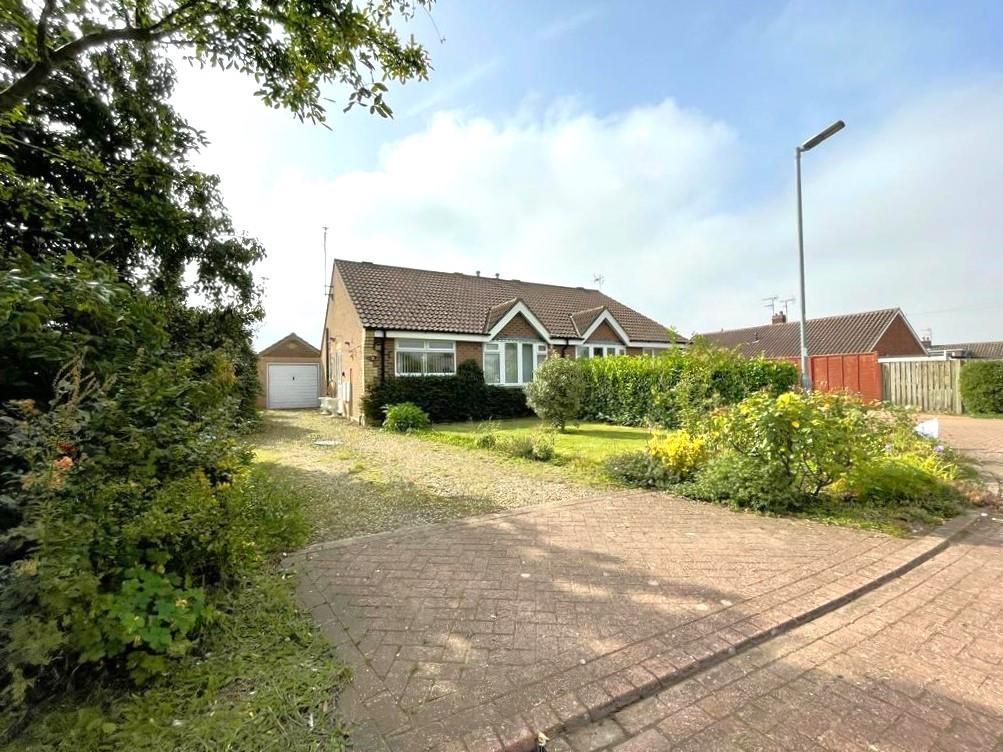 2 bed bungalow for sale in Welburn Court, Beeford, Driffield YO25, £169,950