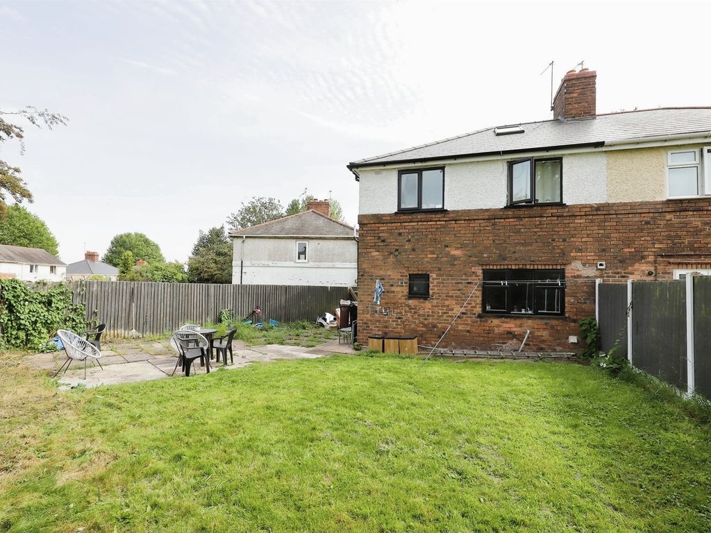 3 bed semi-detached house for sale in Owen Place, Bilston WV14, £170,000