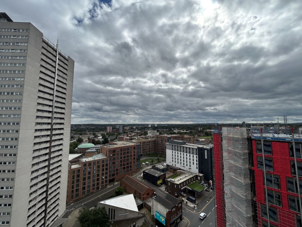 1 bed flat for sale in Flat 137 Cleveland Tower, Holloway Head, Birmingham B1, £95,000