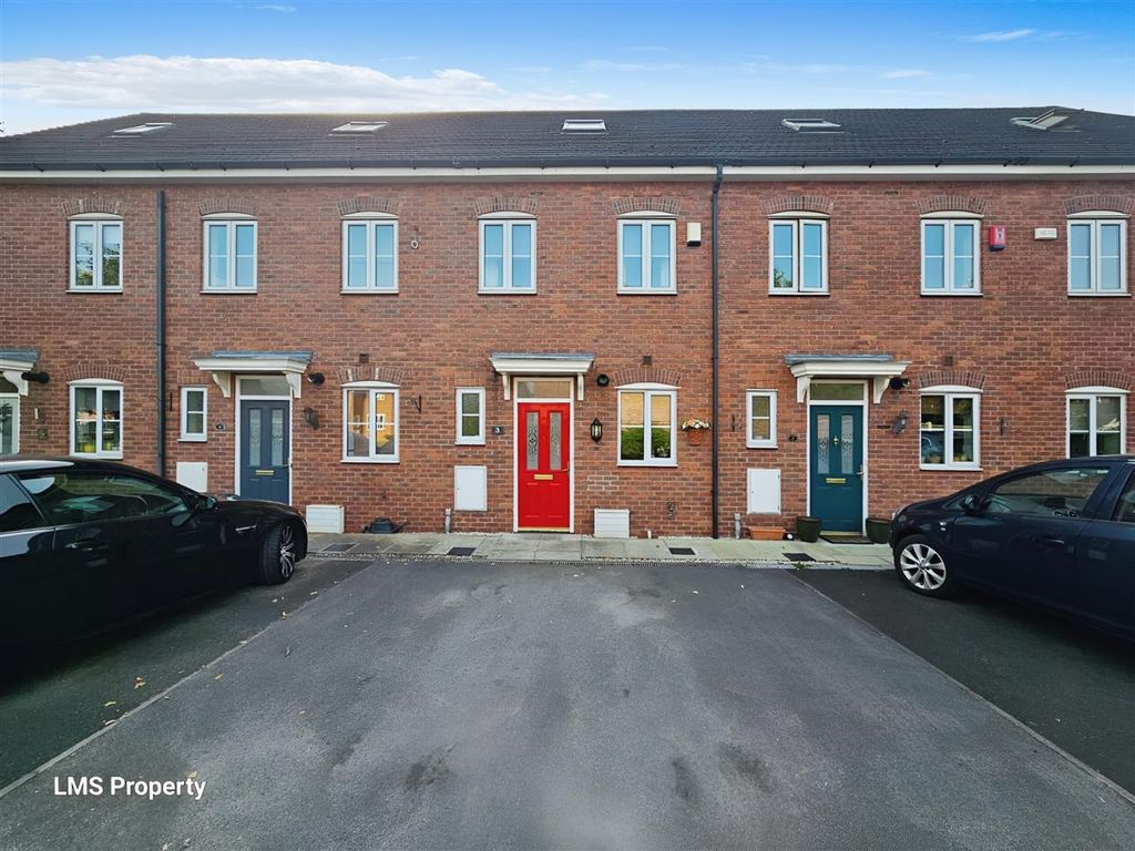3 bed town house for sale in Sunnyside Walk, Arclid, Sandbach CW11, £195,000