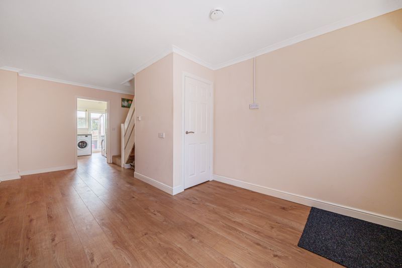 2 bed terraced house for sale in Derwent Avenue, Headington, Oxford OX3, £300,000