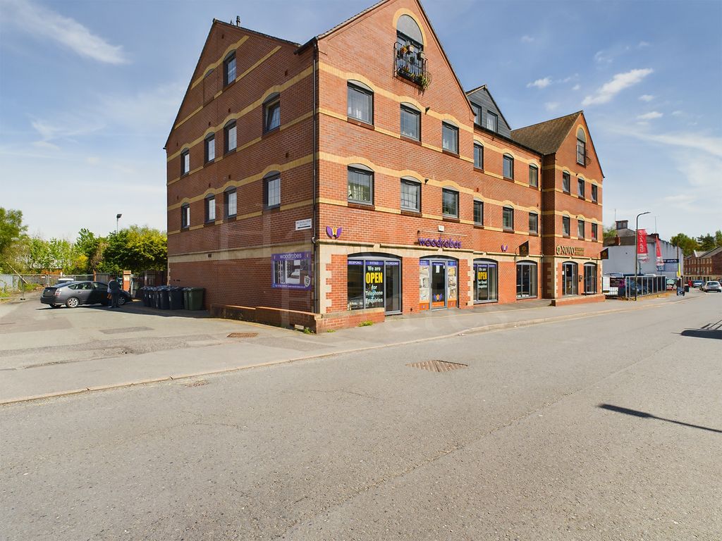 2 bed flat for sale in Mill Bank Court, Mill Street, Kidderminster DY11, £110,000