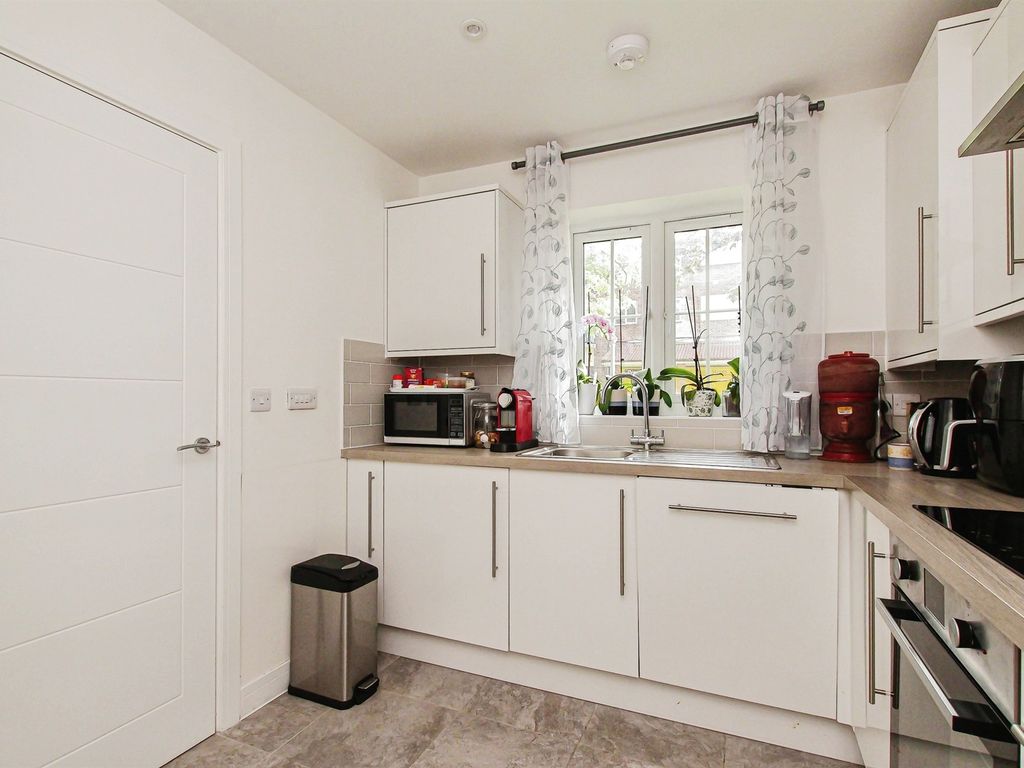 2 bed semi-detached house for sale in Valley Way, Newmarket CB8, £270,000