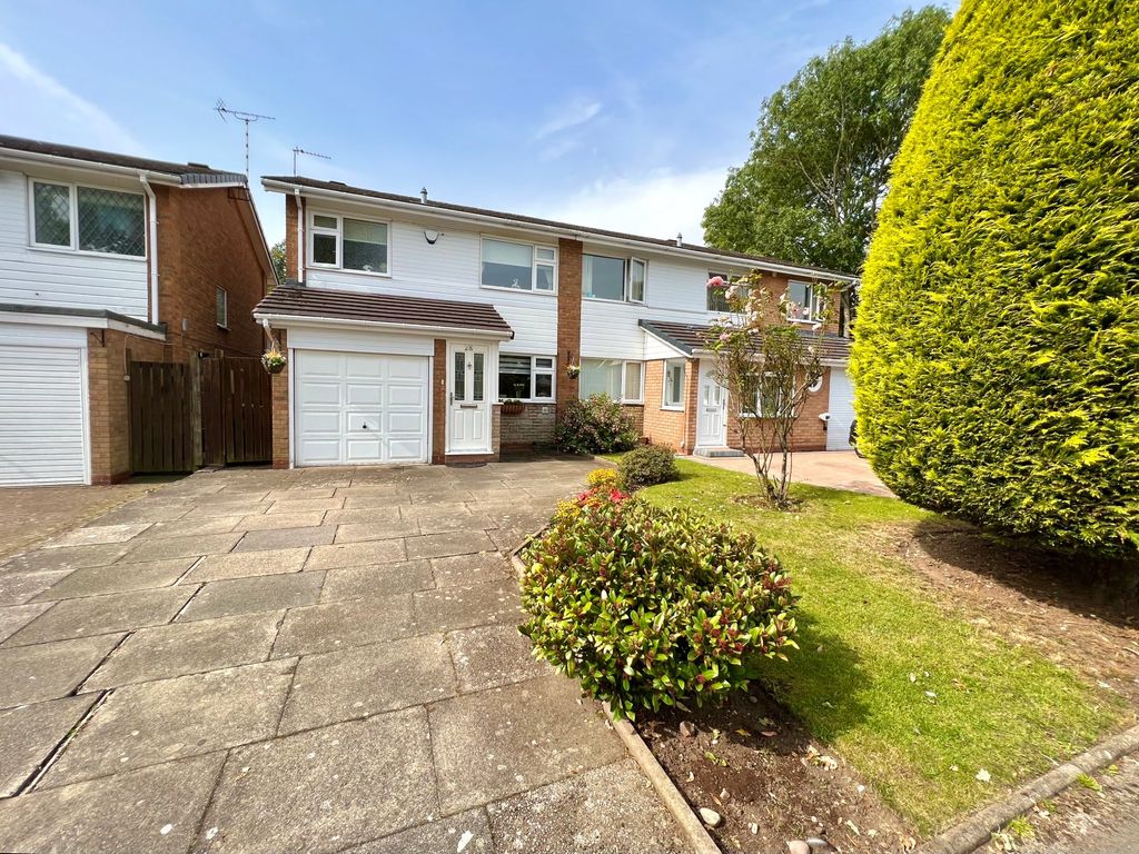 3 bed semi-detached house for sale in Myton Drive, Shirley, Solihull B90, £325,000