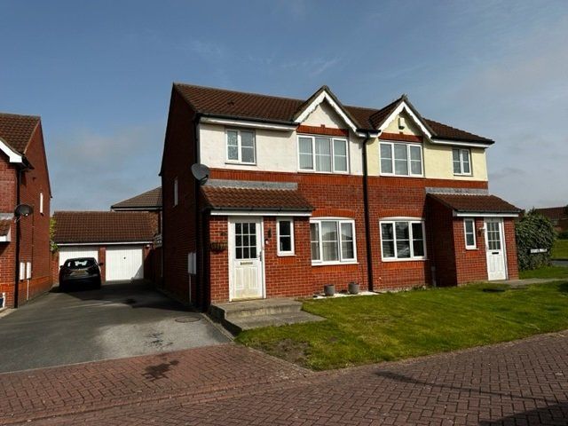3 bed semi-detached house for sale in Deepdale Close, Bridlington, East Riding Of Yorkshi YO16, £190,000