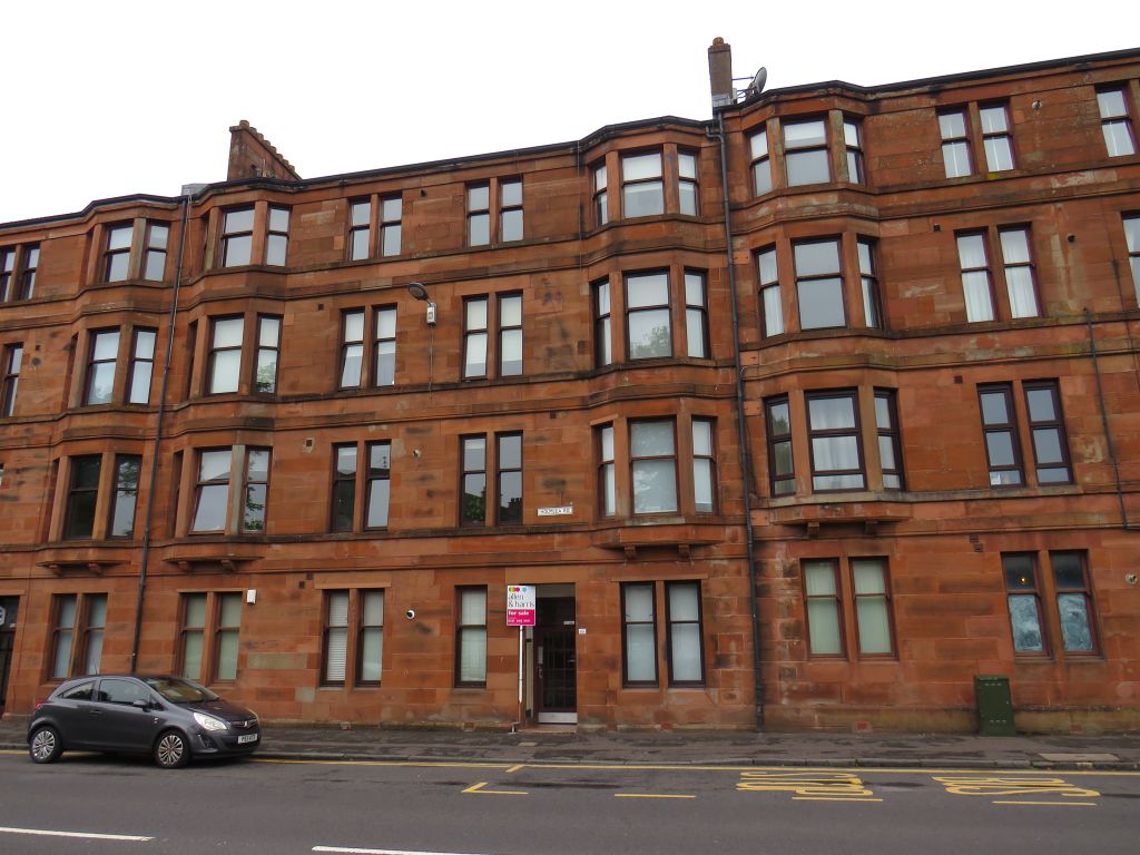 1 bed flat for sale in Holmlea Road, Glasgow G44, £100,000