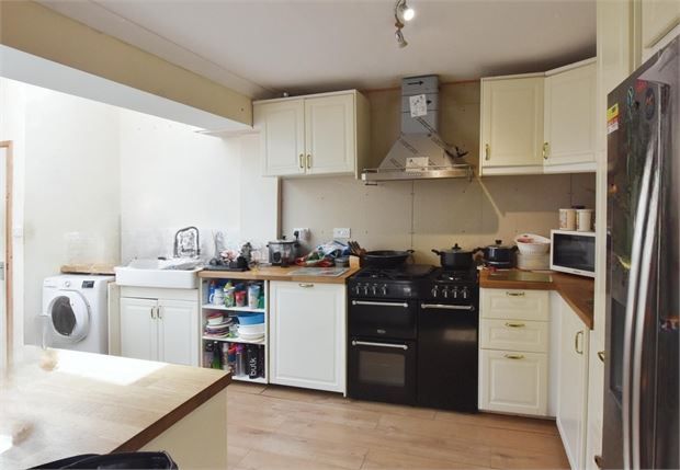 4 bed terraced house for sale in Oakland Road, Buckland, Newton Abbot, Devon. TQ12, £235,000