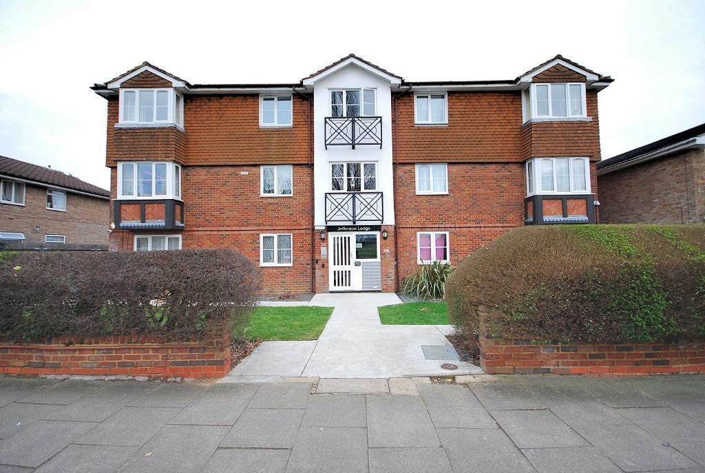 1 bed flat for sale in Sudbury Avenue, Wembley, Middlesex HA0, £279,990