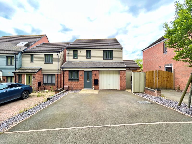 3 bed detached house for sale in Saltwells Lane, Netherton, Dudley. DY2, £270,000