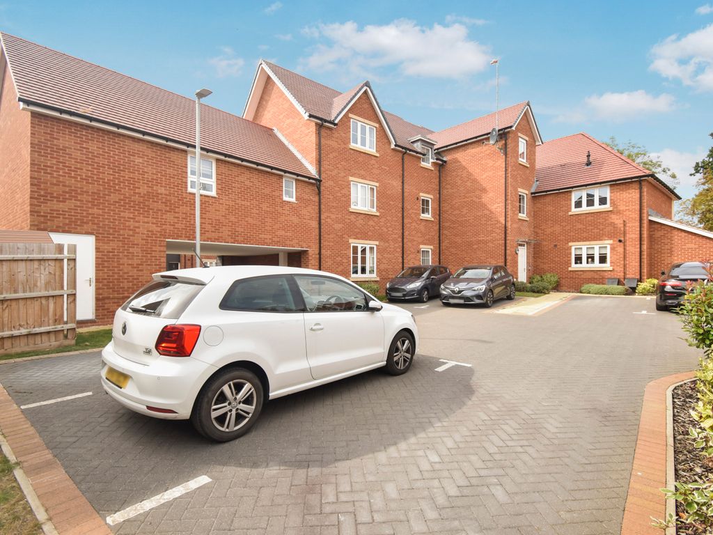 1 bed flat for sale in Knights Way, St. Ives, Huntingdon PE27, £200,000