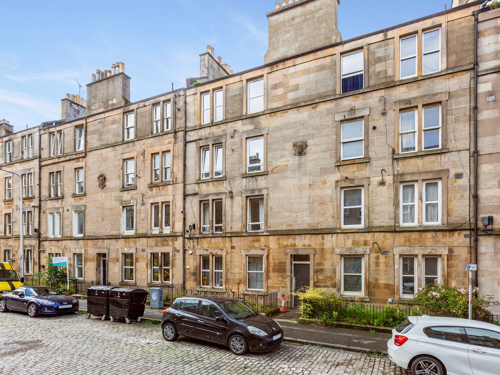 1 bed flat for sale in 14 2F4, Downfield Place, Edinburgh EH11, £125,000