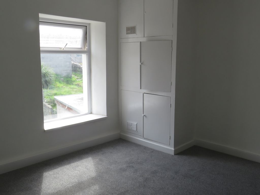 2 bed terraced house for sale in Bigyn Park Terrace, Llanelli SA15, £99,995