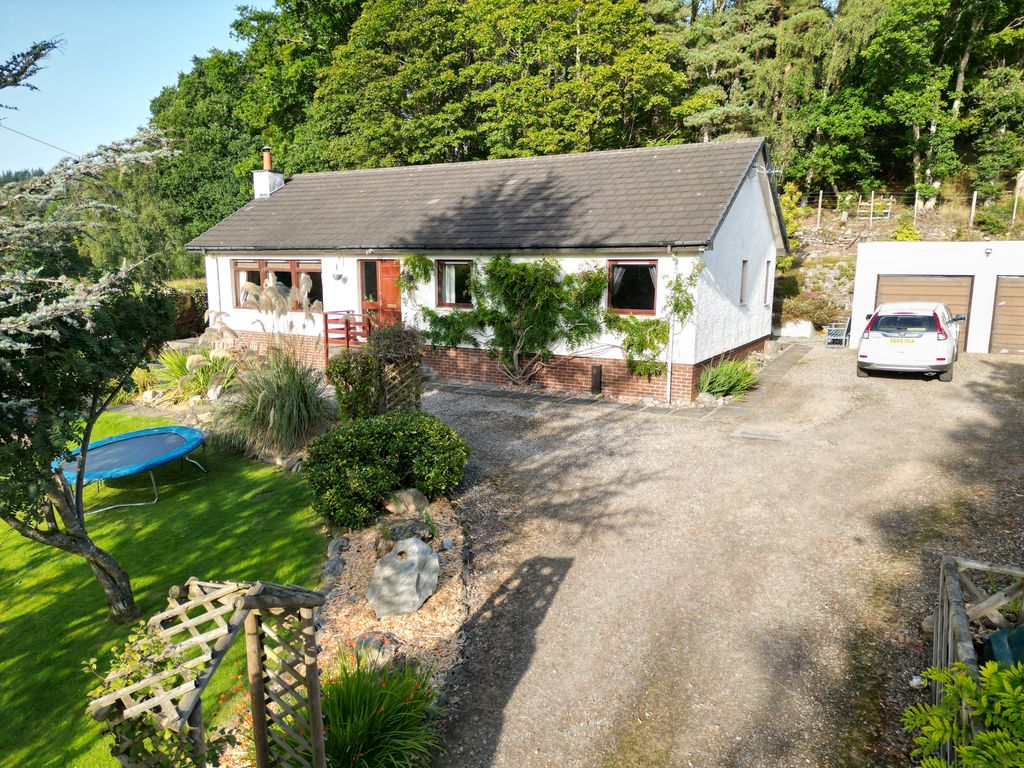 3 bed detached bungalow for sale in Buail-Bhan, Ballinluig, Pitlochry PH9, £299,950