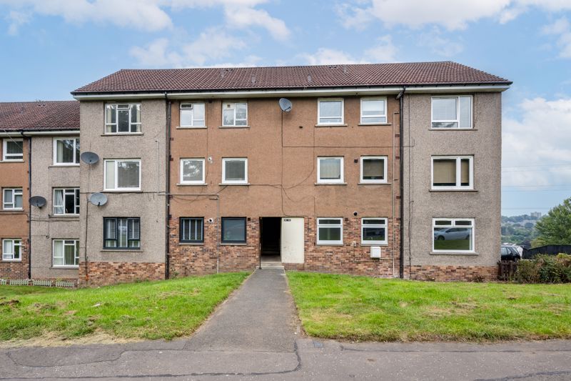 2 bed flat for sale in Charleston Drive, Dundee DD2, £88,000