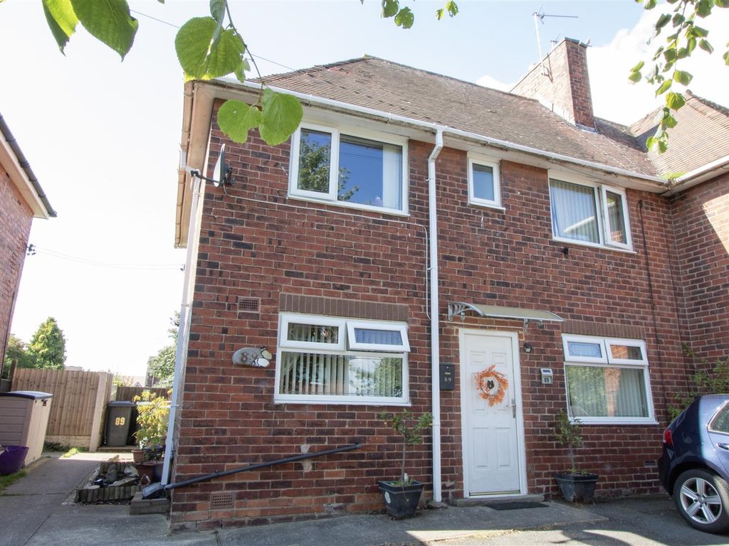 4 bed semi-detached house for sale in Searston Avenue, Holmewood, Chesterfield S42, £189,950