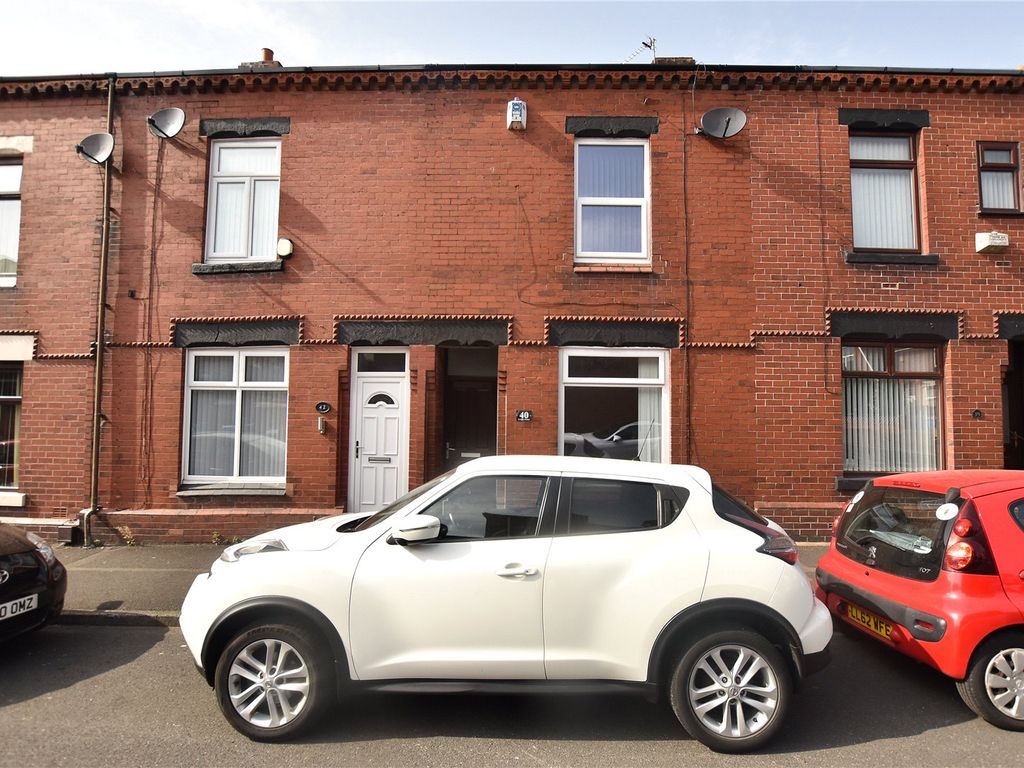 2 bed terraced house for sale in Hesketh Avenue, Shaw, Oldham, Greater Manchester OL2, £140,000