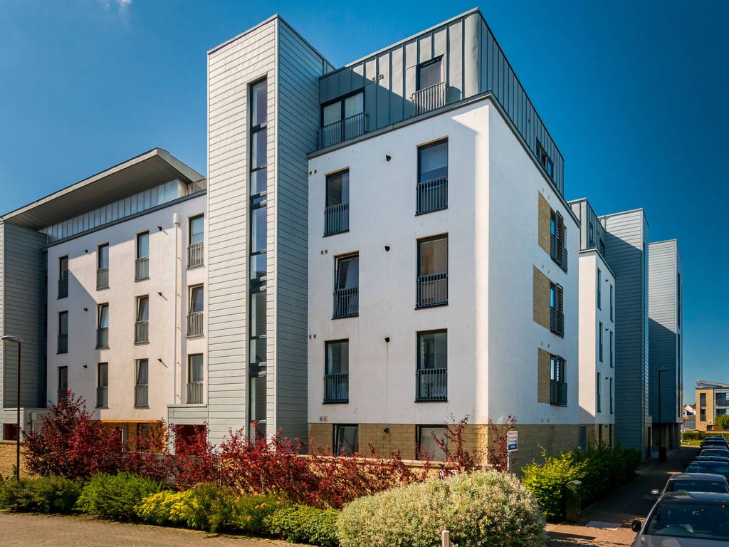 2 bed flat for sale in Flat 2, 19 Kimmerghame Terrace, Fettes EH4, £300,000