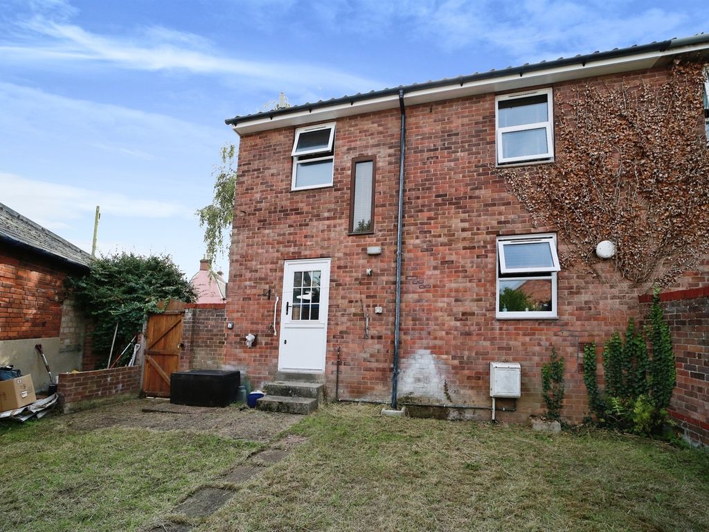 3 bed semi-detached house for sale in Petch Close, Bury St. Edmunds IP33, £300,000