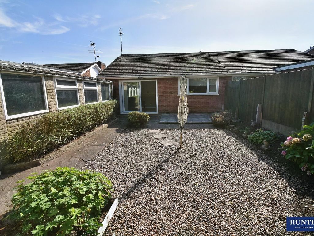 2 bed bungalow for sale in Seaton Road, Wigston LE18, £250,000