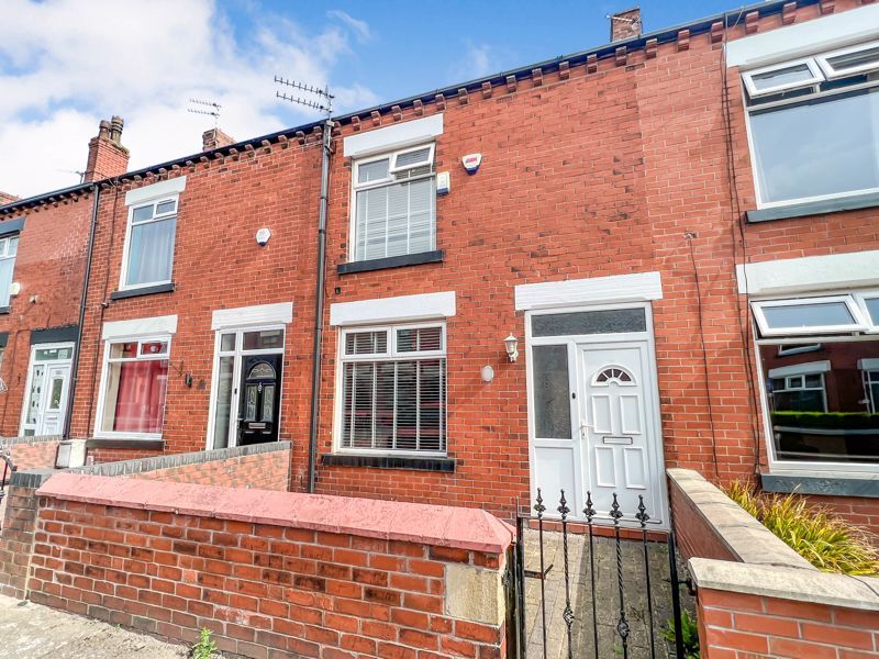 3 bed terraced house for sale in Bristol Avenue, Bolton BL2, £140,000