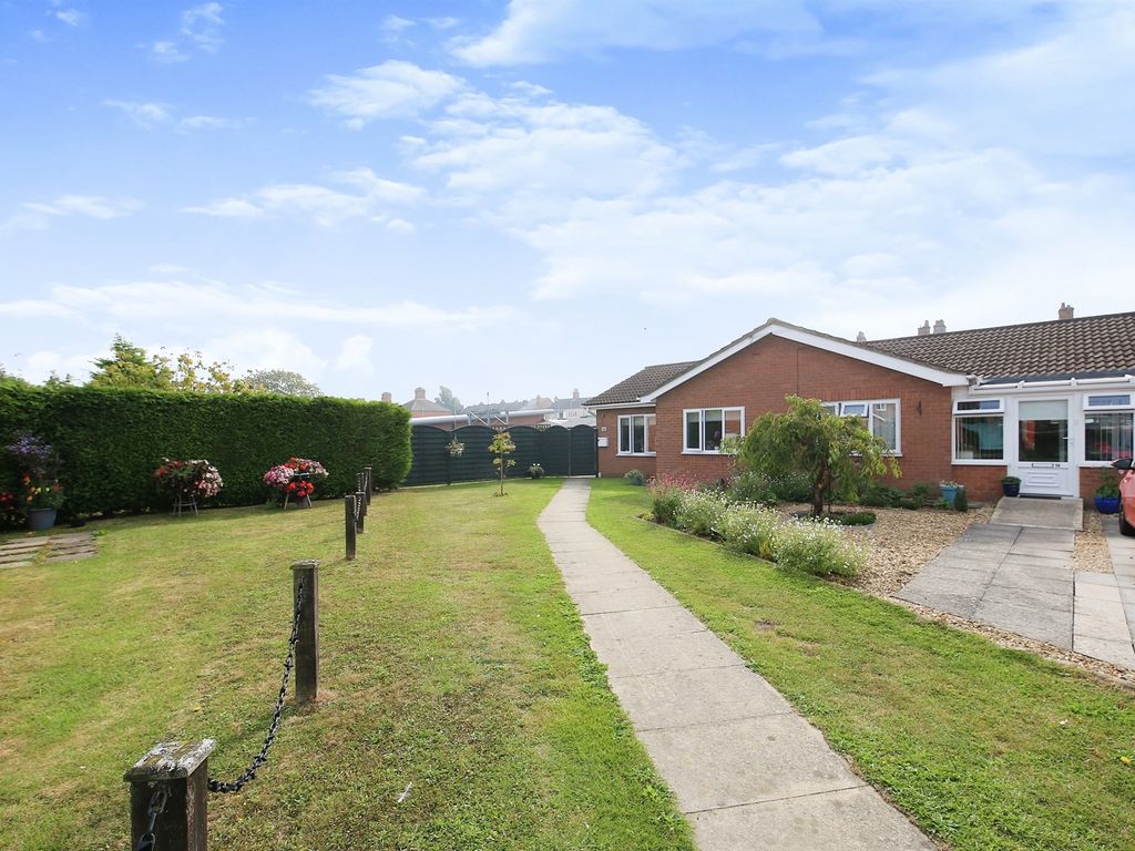 1 bed semi-detached bungalow for sale in Mansell Close, Spalding PE11, £160,000