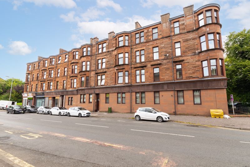 2 bed flat for sale in Dumbarton Road, Glasgow G14, £125,000