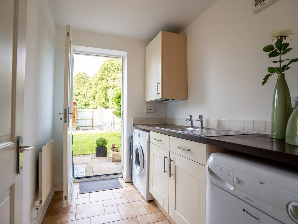 3 bed semi-detached house for sale in Kilburn End, Oakham LE15, £270,000