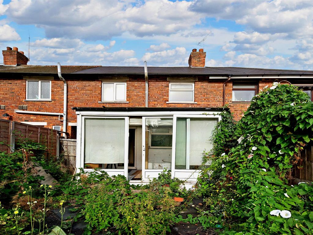 2 bed terraced house for sale in Dickinson Drive, Walsall WS2, £149,950