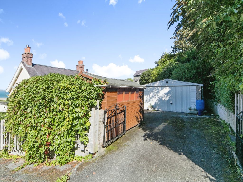 3 bed detached house for sale in Beach Road, Penmaenmawr LL34, £325,000