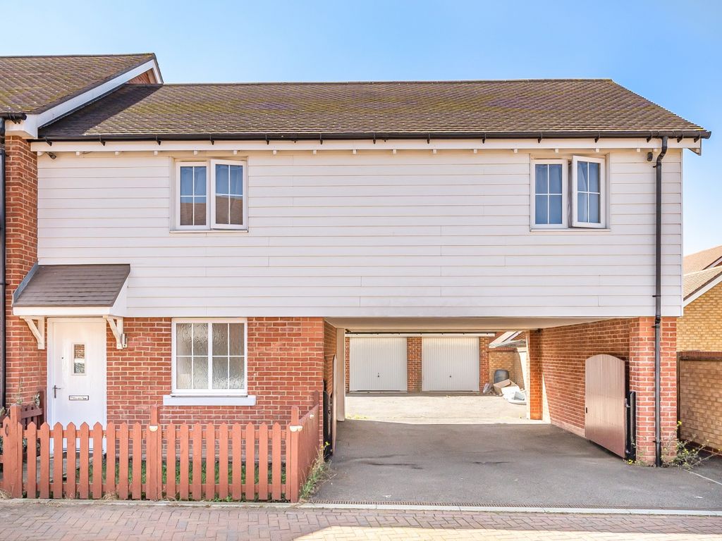 2 bed end terrace house for sale in Clifford Crescent, Sittingbourne ME10, £225,000