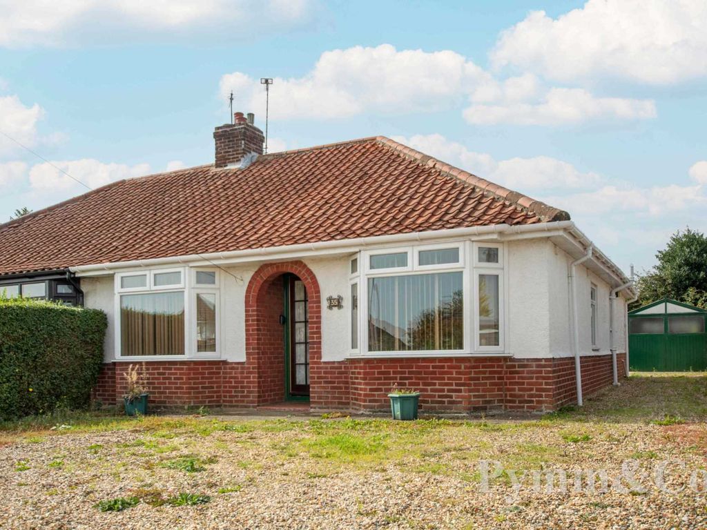 3 bed semi-detached bungalow for sale in Dennis Road, Hellesdon NR6, £230,000