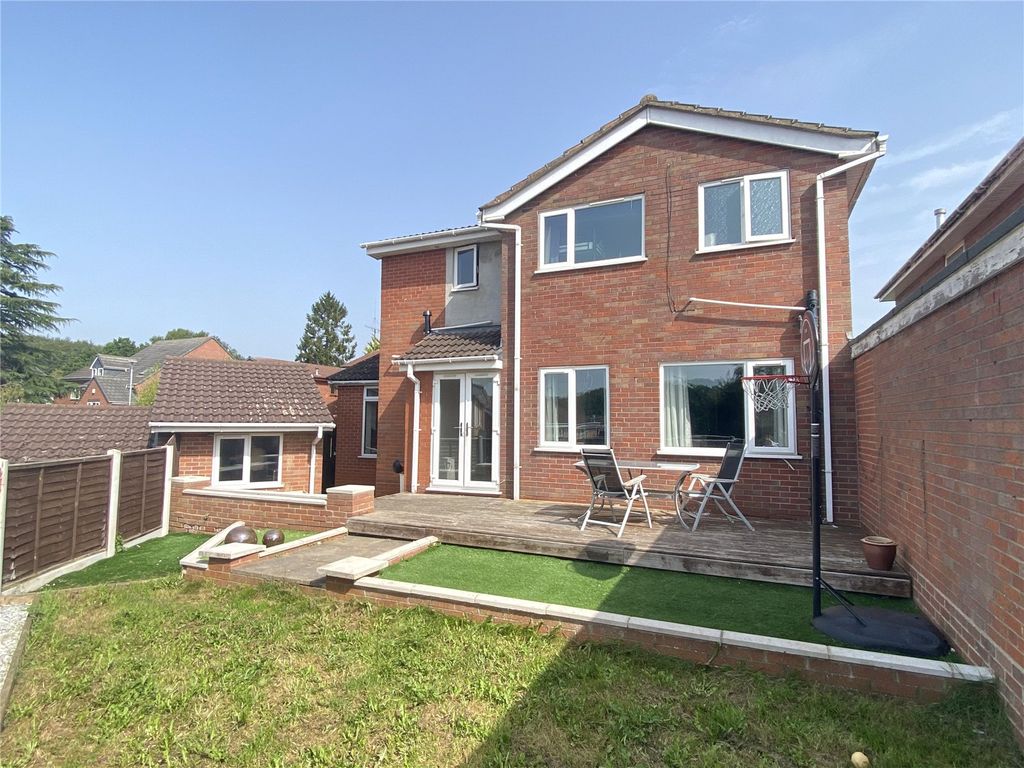 3 bed detached house for sale in Danby Crest, Stafford, Staffordshire ST17, £274,995