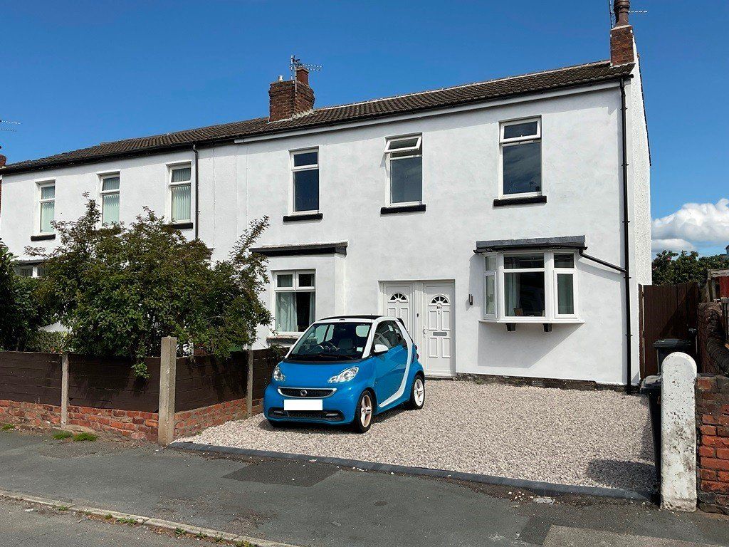 2 bed flat for sale in Boundary Street, Birkdale, Southport PR8, £122,500