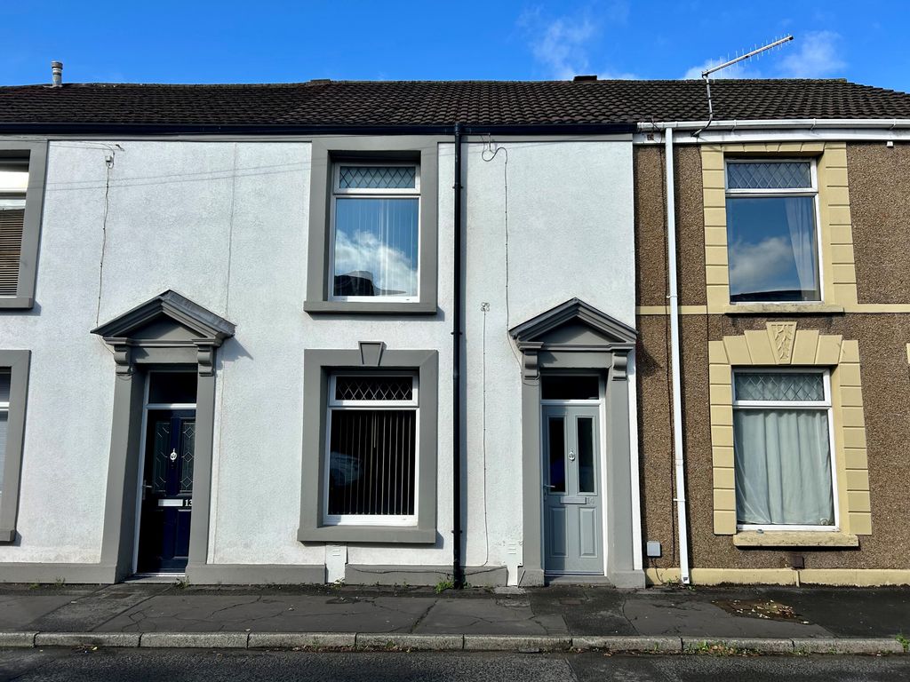 2 bed terraced house for sale in Glamorgan Street, Sandfields, Swansea SA1, £161,500