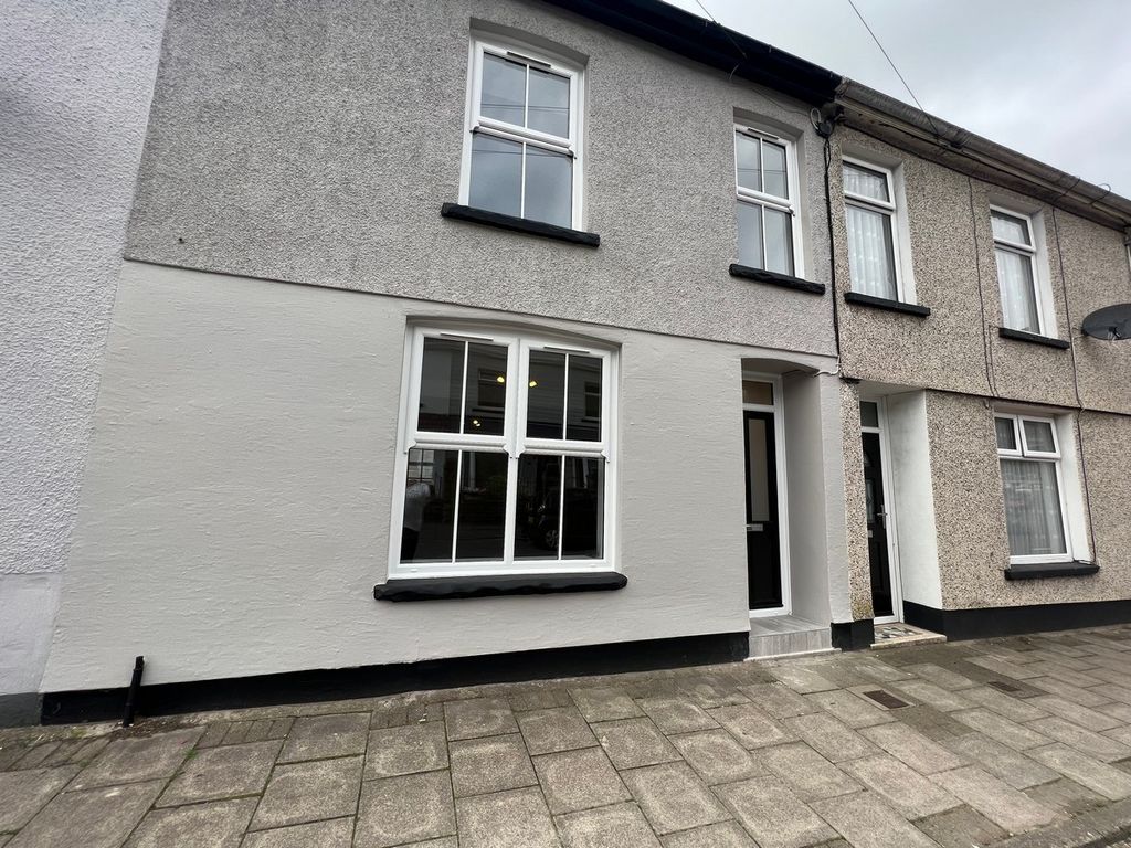 3 bed terraced house for sale in Oakfield Terrace Llwynypia -, Tonypandy CF40, £149,950